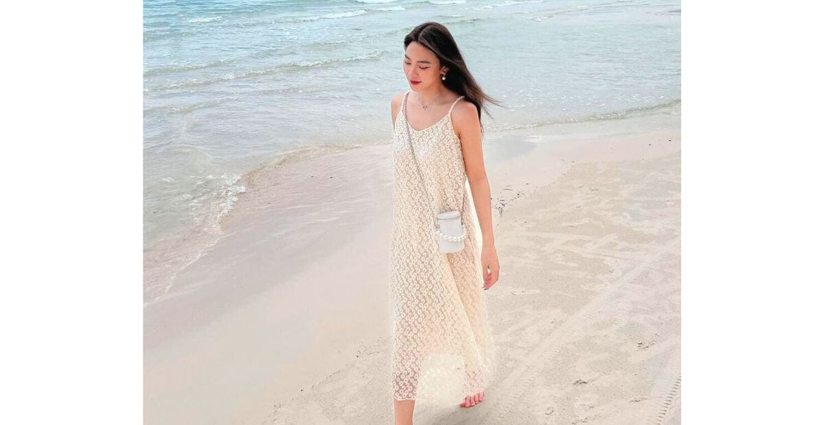Đầm suông oversize màu be tối giản, sang trọng