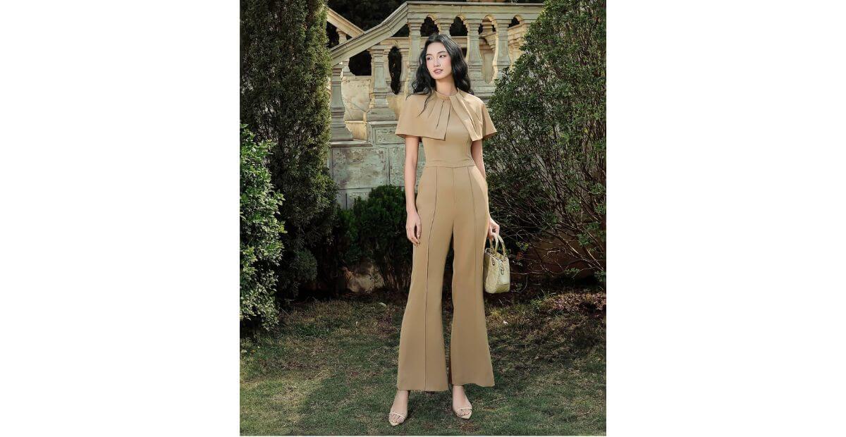 Jumpsuit tay dài và khăn choàng