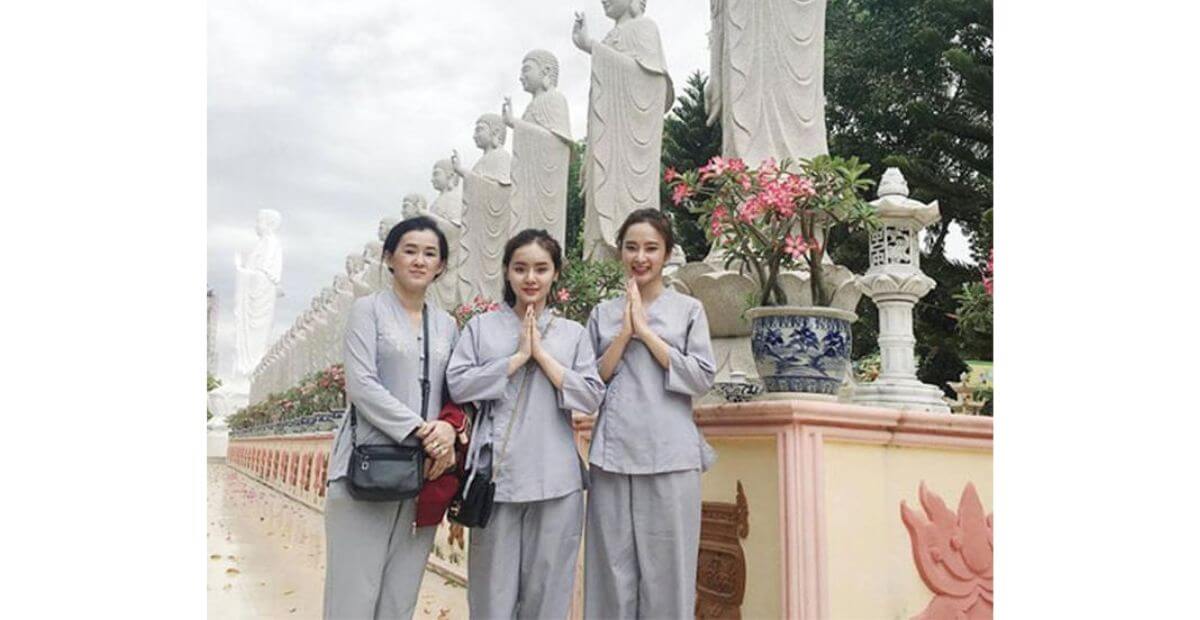 Màu xám nhạt thanh lịch, nền nã