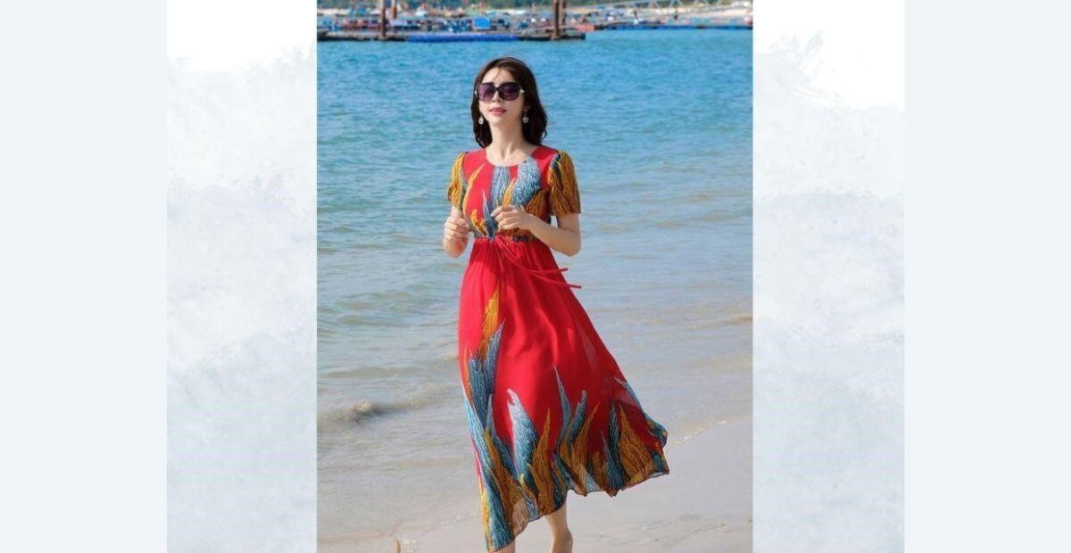 Tiêu chí chọn trang phục đi biển cho phụ nữ trung niên