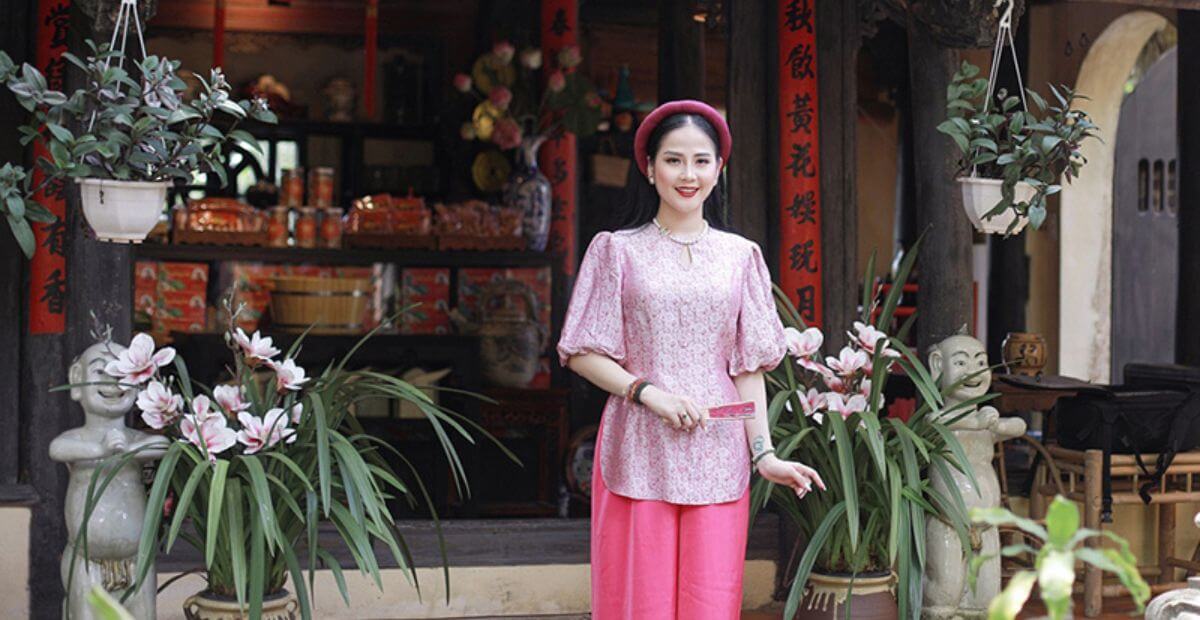 Vì sao cần quan tâm đến màu sắc khi đi chùa